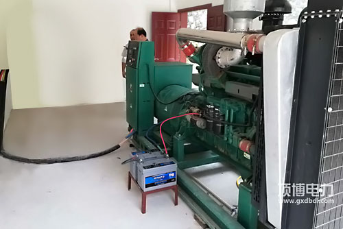 發動機應該加什么型號的機油？是越稀越好嗎